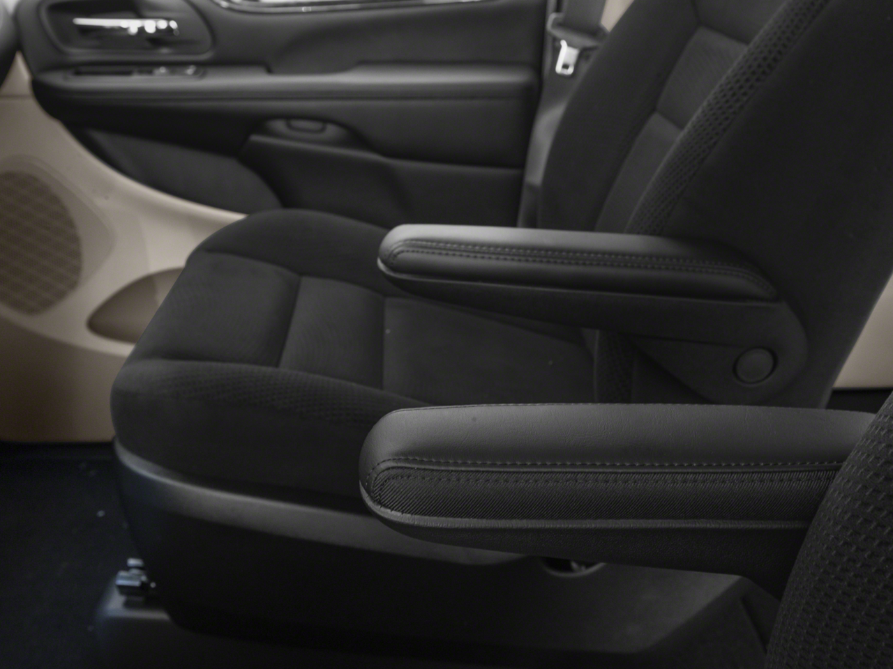 2016 Dodge Grand Caravan American Value Pkg