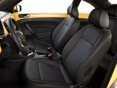 2012 Volkswagen Beetle 2.5L w/Sound/Nav PZEV