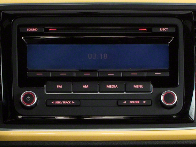 2012 Volkswagen Beetle 2.5L w/Sound/Nav PZEV