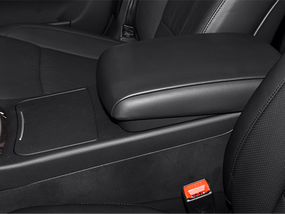 2013 Hyundai GENESIS 3.8