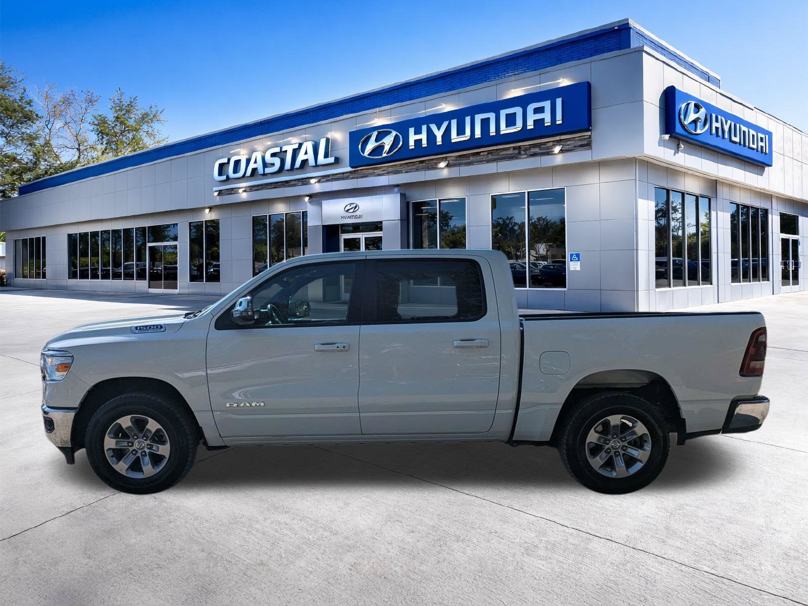 2024 RAM 1500 Laramie