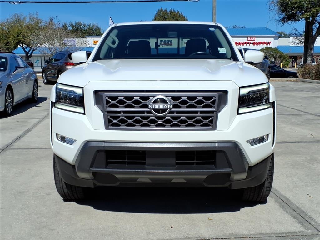 2024 Nissan Frontier SL