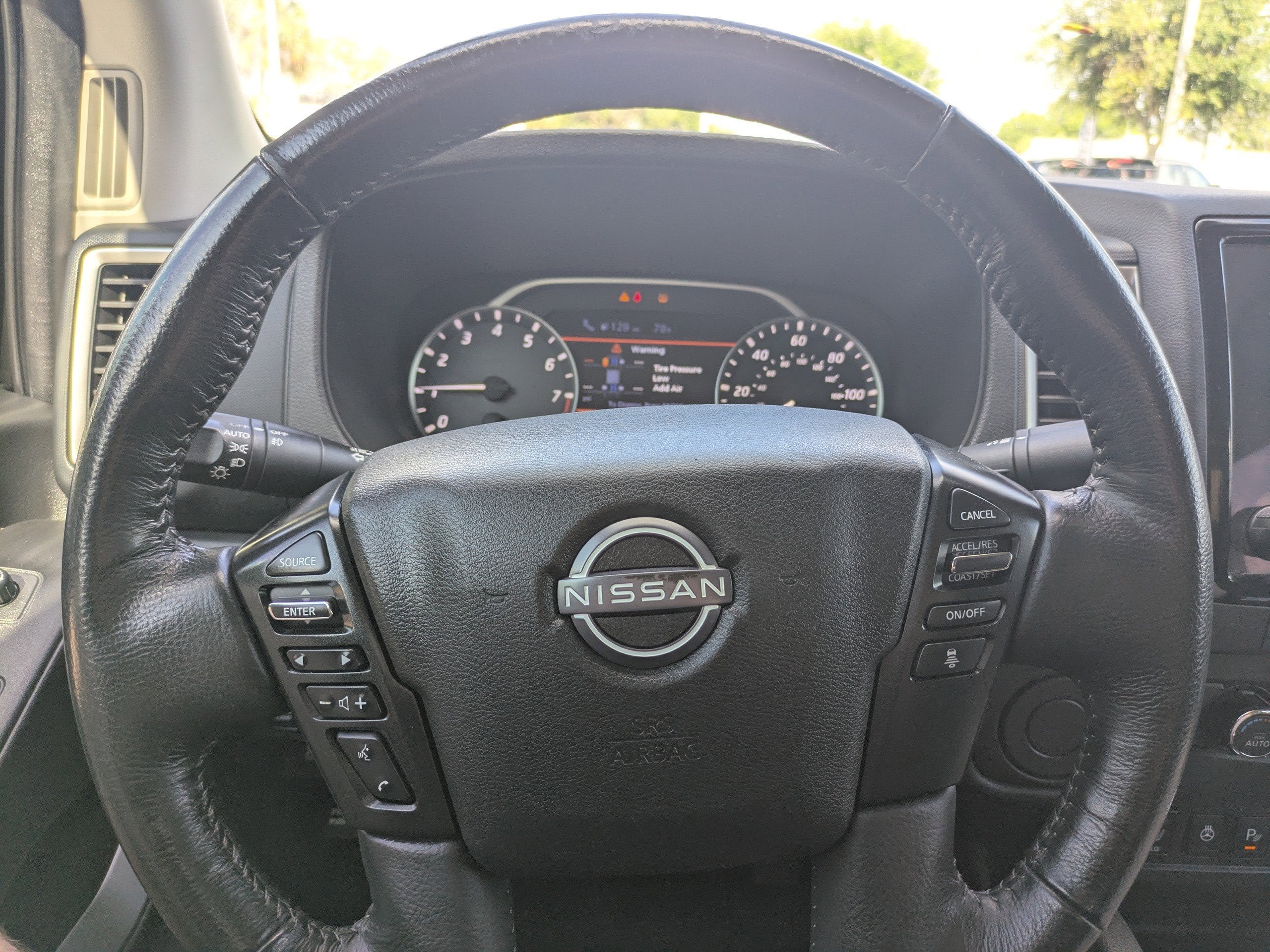 2024 Nissan Frontier SV