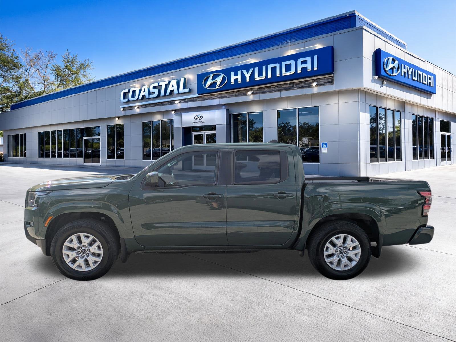 2024 Nissan Frontier SV