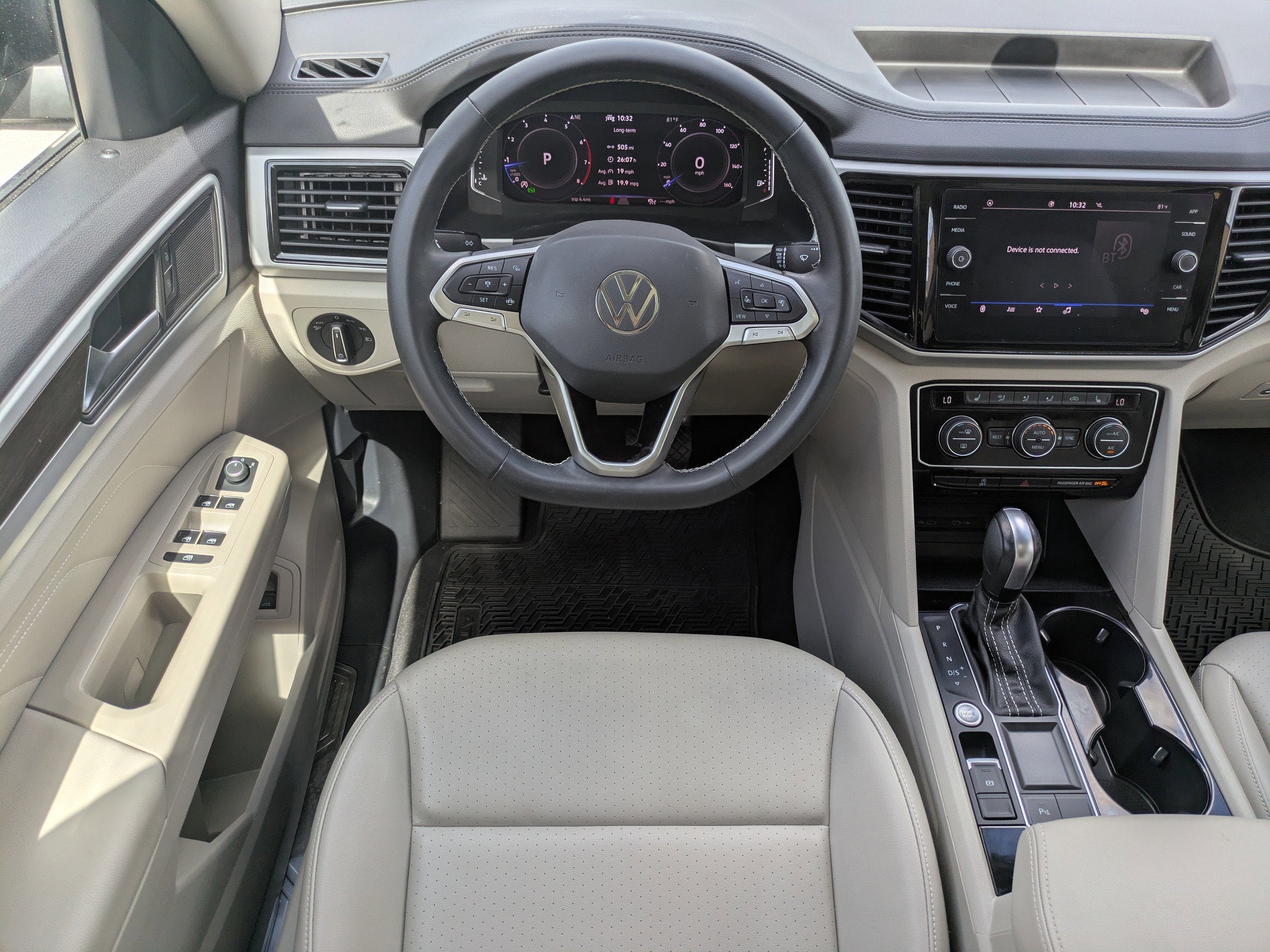 2022 Volkswagen Atlas 3.6L V6 SE w/Technology