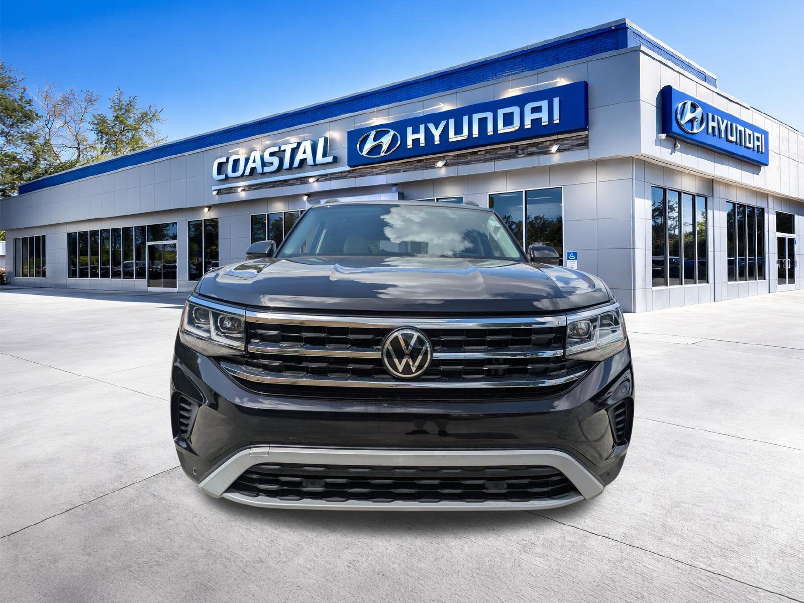 2022 Volkswagen Atlas 3.6L V6 SE w/Technology