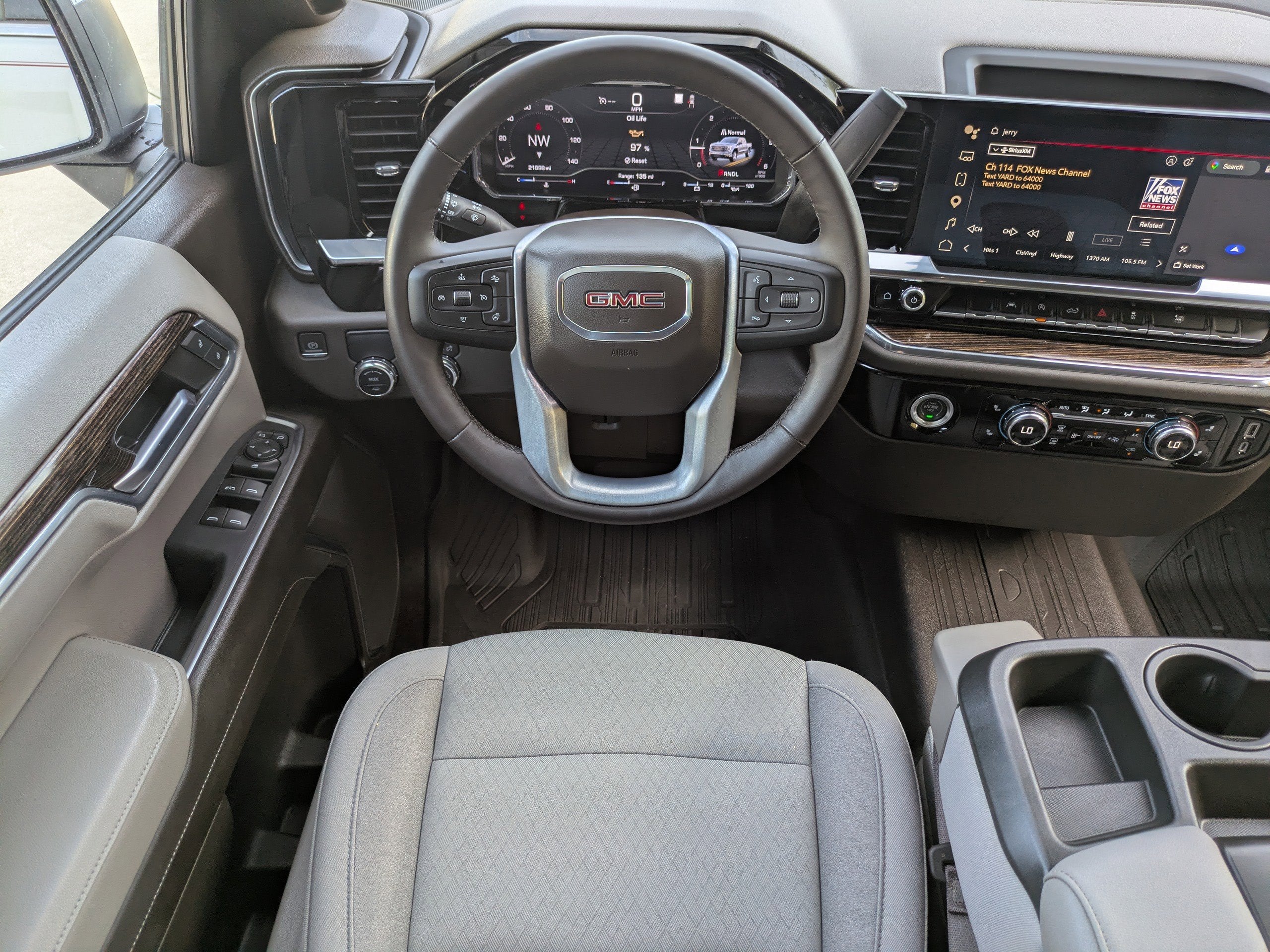 2023 GMC Sierra 1500 SLE - Photo 17