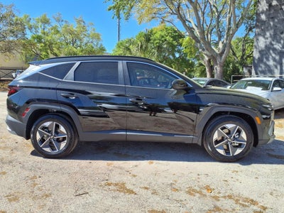 2025 Hyundai TUCSON SEL