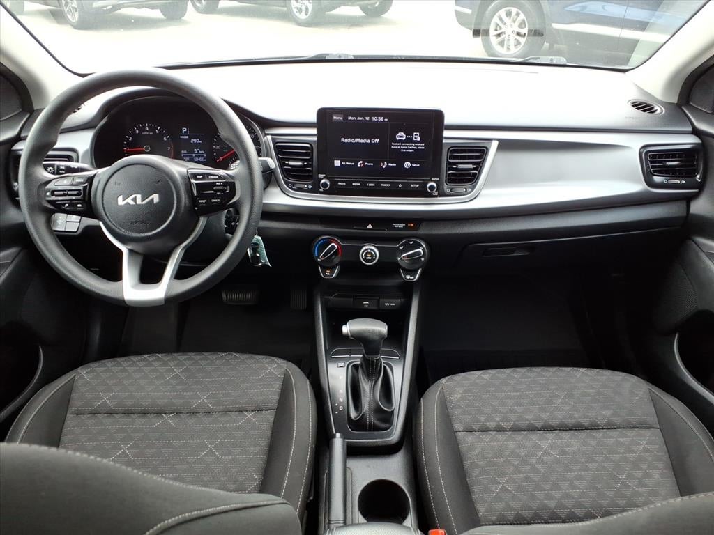 2022 Kia Rio 5-Door S