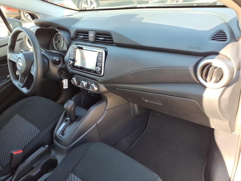 2024 Nissan Versa 1.6 S