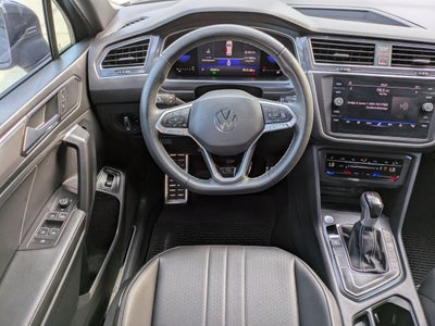 2023 Volkswagen Tiguan SE R-Line Black