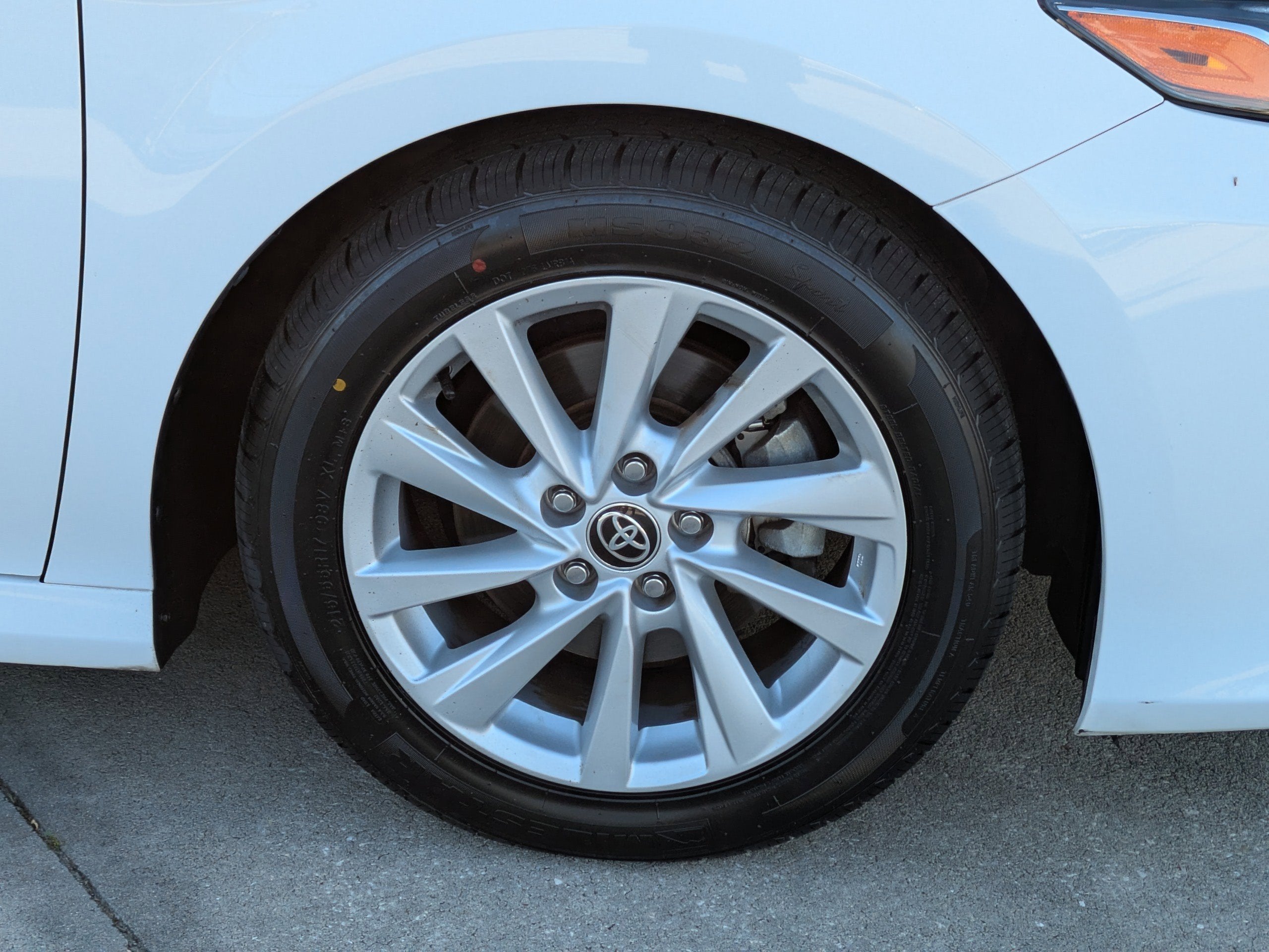 2023 Toyota Camry LE