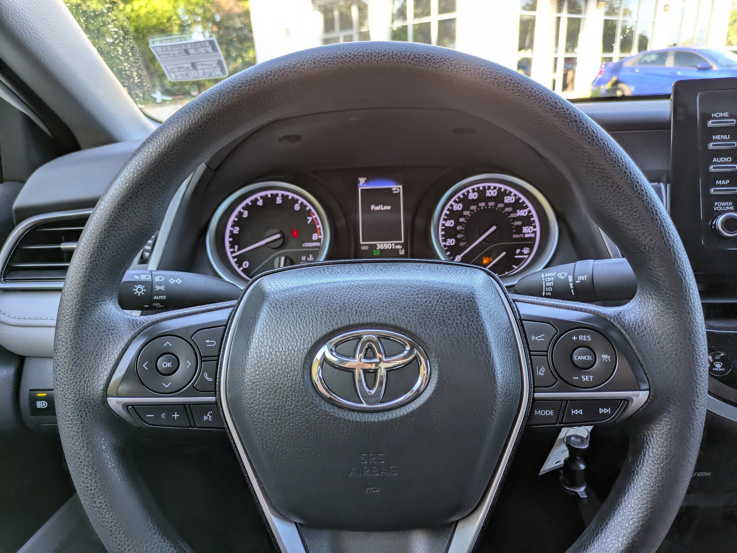 2023 Toyota Camry LE - Photo 26