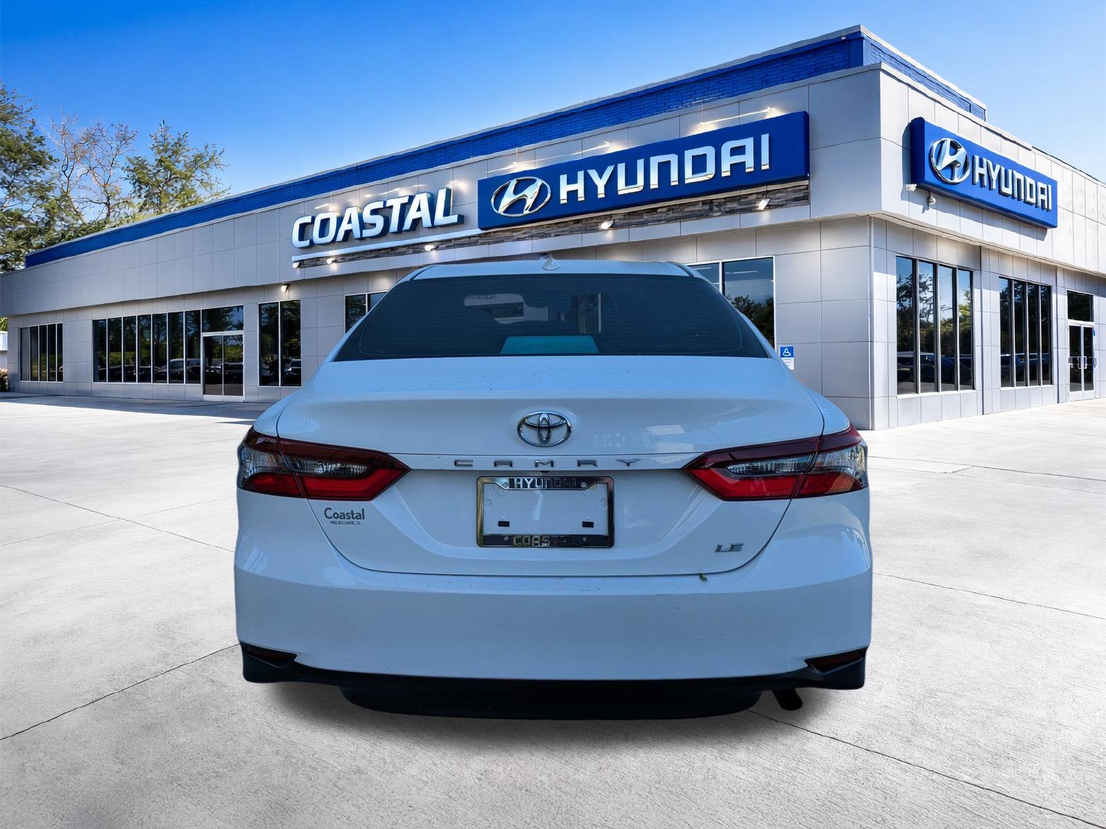 2023 Toyota Camry LE - Photo 6