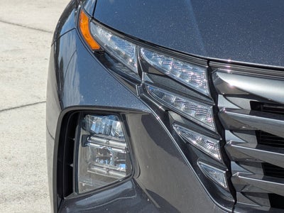 2022 Hyundai TUCSON SE