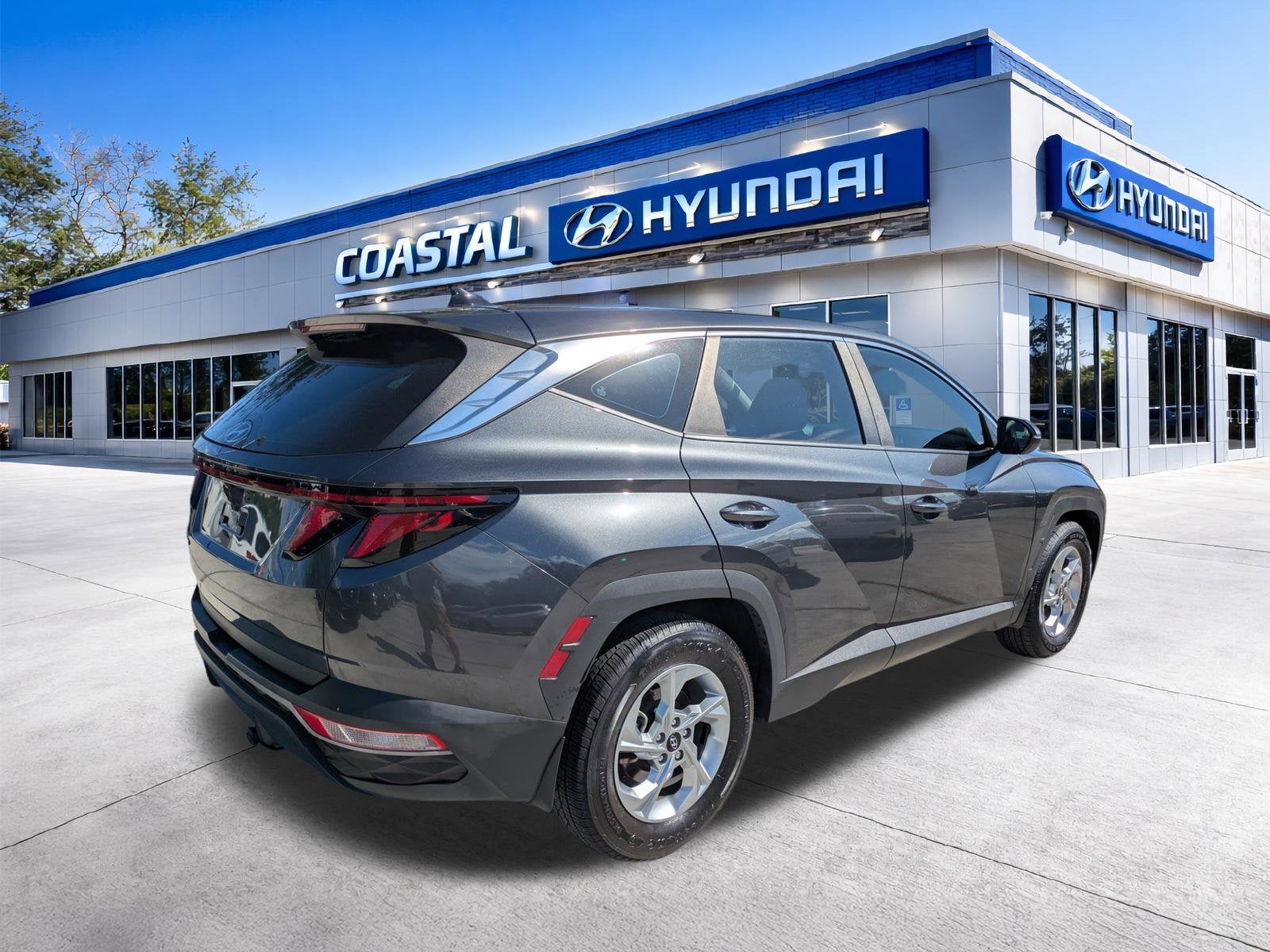 2022 Hyundai TUCSON SE