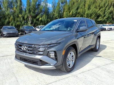 2026 Hyundai TUCSON SE