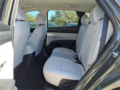 2026 Hyundai TUCSON SE