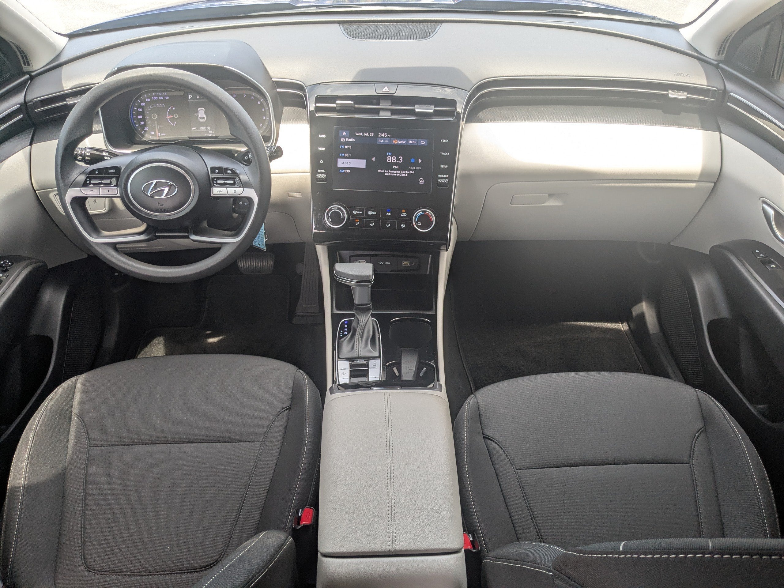 2024 Hyundai TUCSON SE