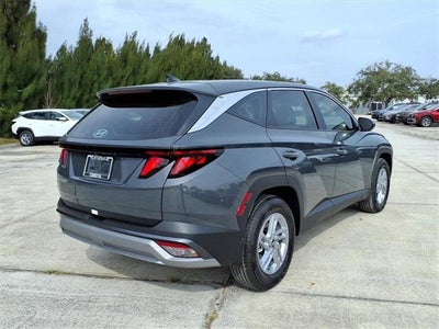 2026 Hyundai TUCSON SE