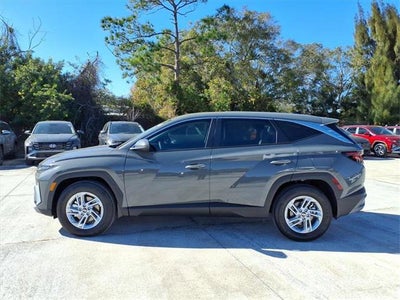 2026 Hyundai TUCSON SE