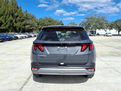 2026 Hyundai TUCSON SE