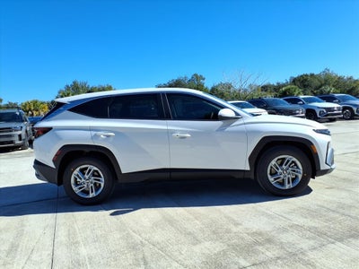 2026 Hyundai TUCSON SE