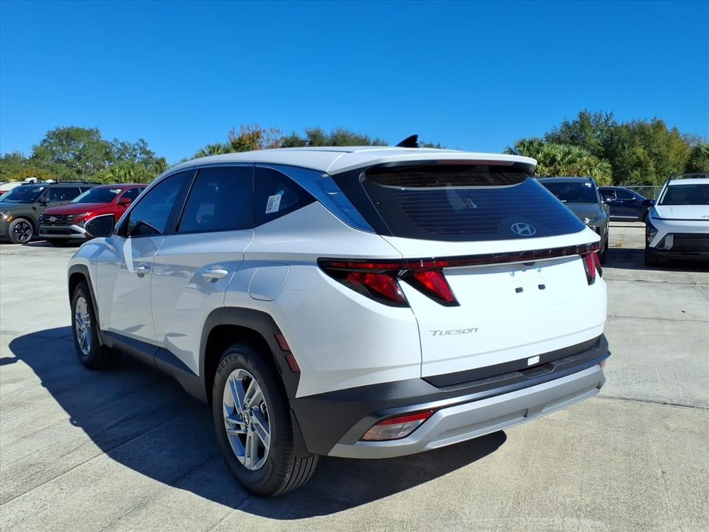 2026 Hyundai TUCSON SE