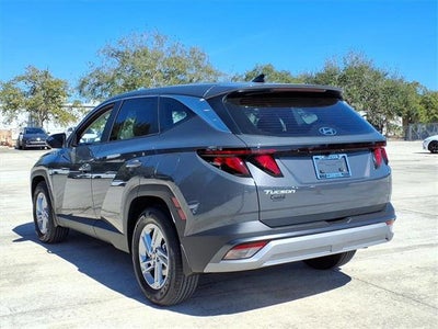 2026 Hyundai TUCSON SE