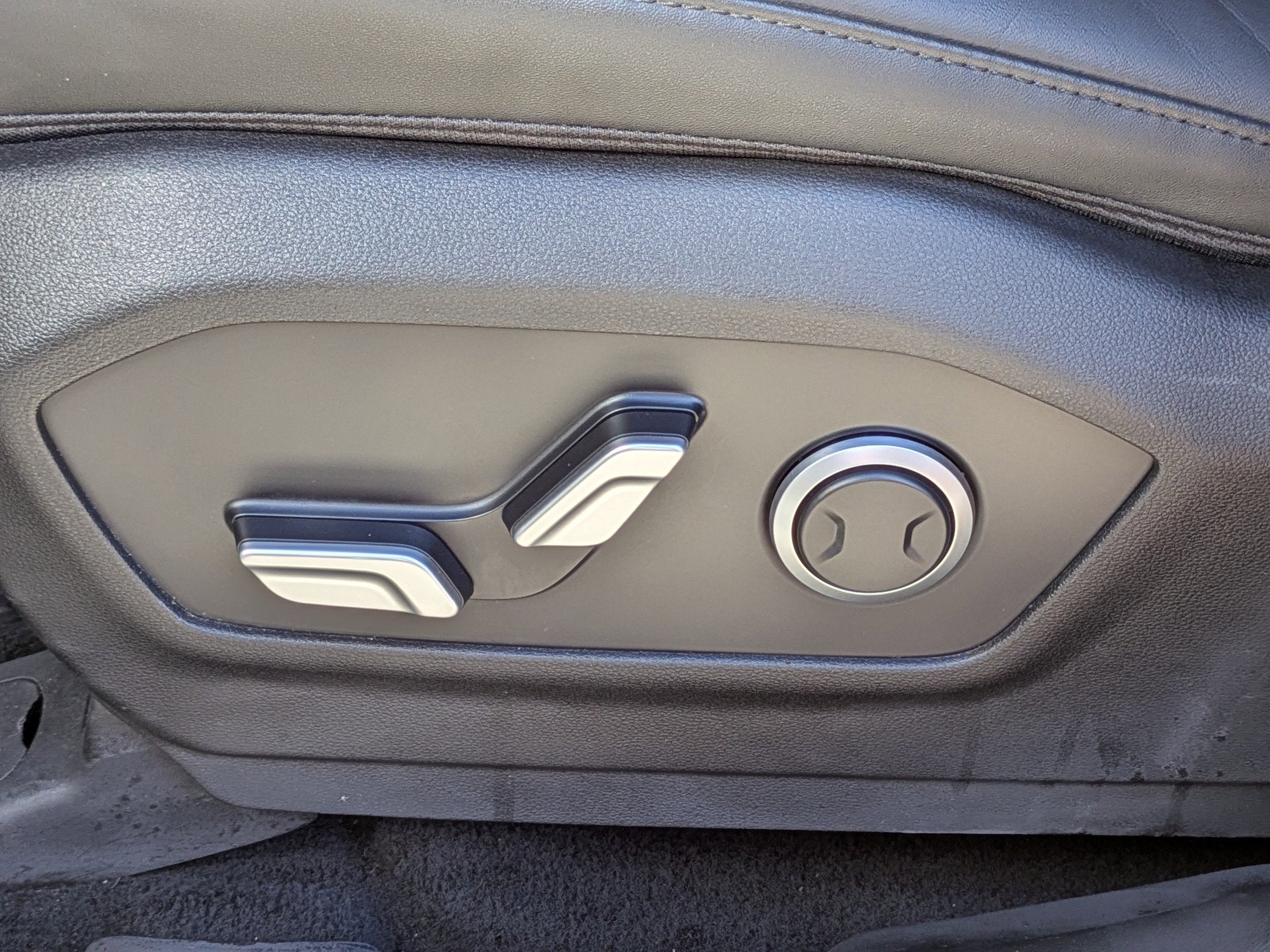 2024 Hyundai SANTA FE HYBRID SEL