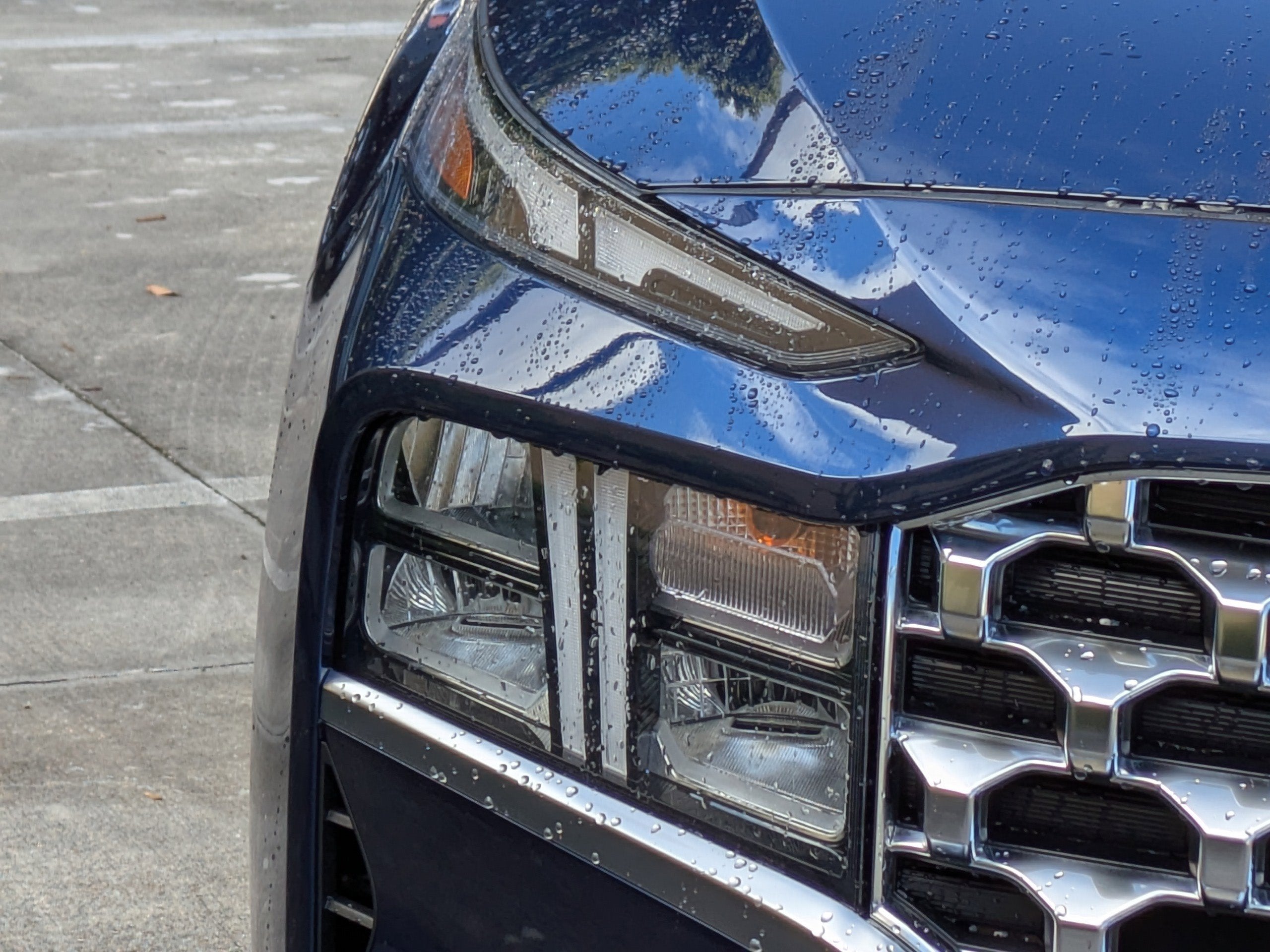 2023 Hyundai SANTA FE HYBRID SEL Premium