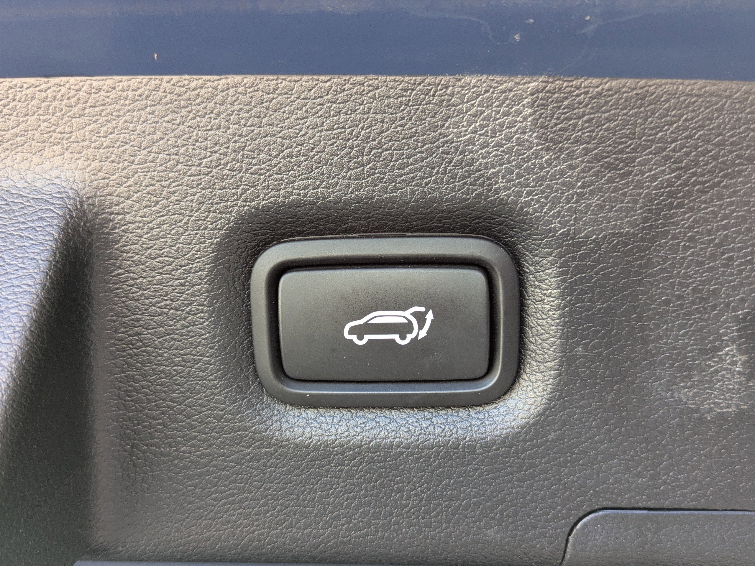 2023 Hyundai SANTA FE HYBRID SEL Premium