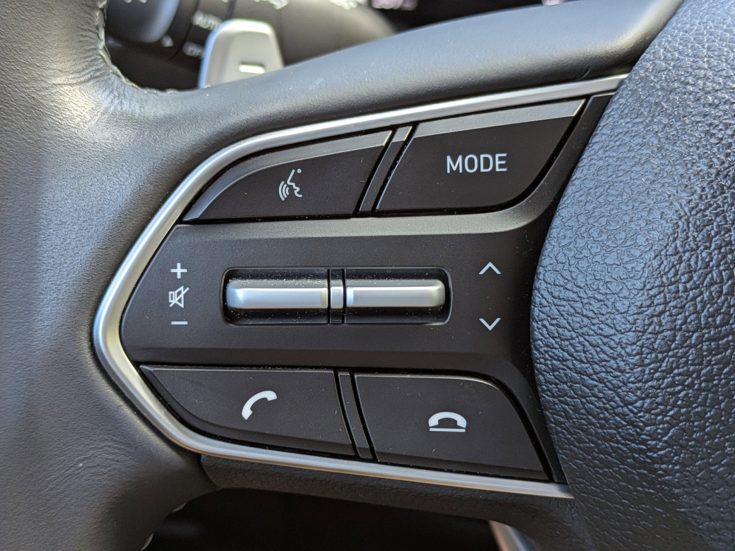 2023 Hyundai SANTA FE HYBRID SEL Premium