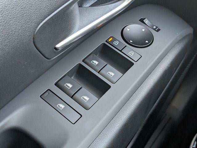 2027 Hyundai SANTA CRUZ SEL Activity