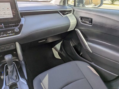 2024 Toyota Corolla Cross LE