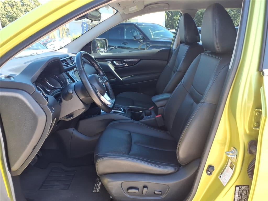 2021 Nissan Rogue Sport SL