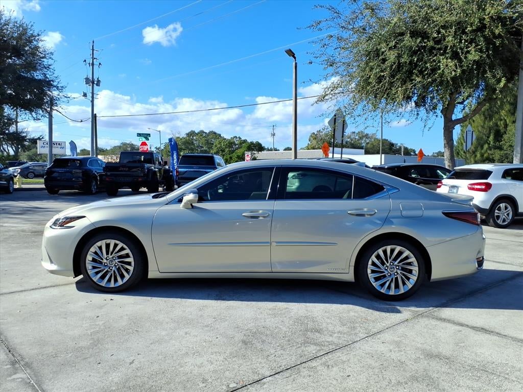 2019 Lexus ES 300h 300h Luxury