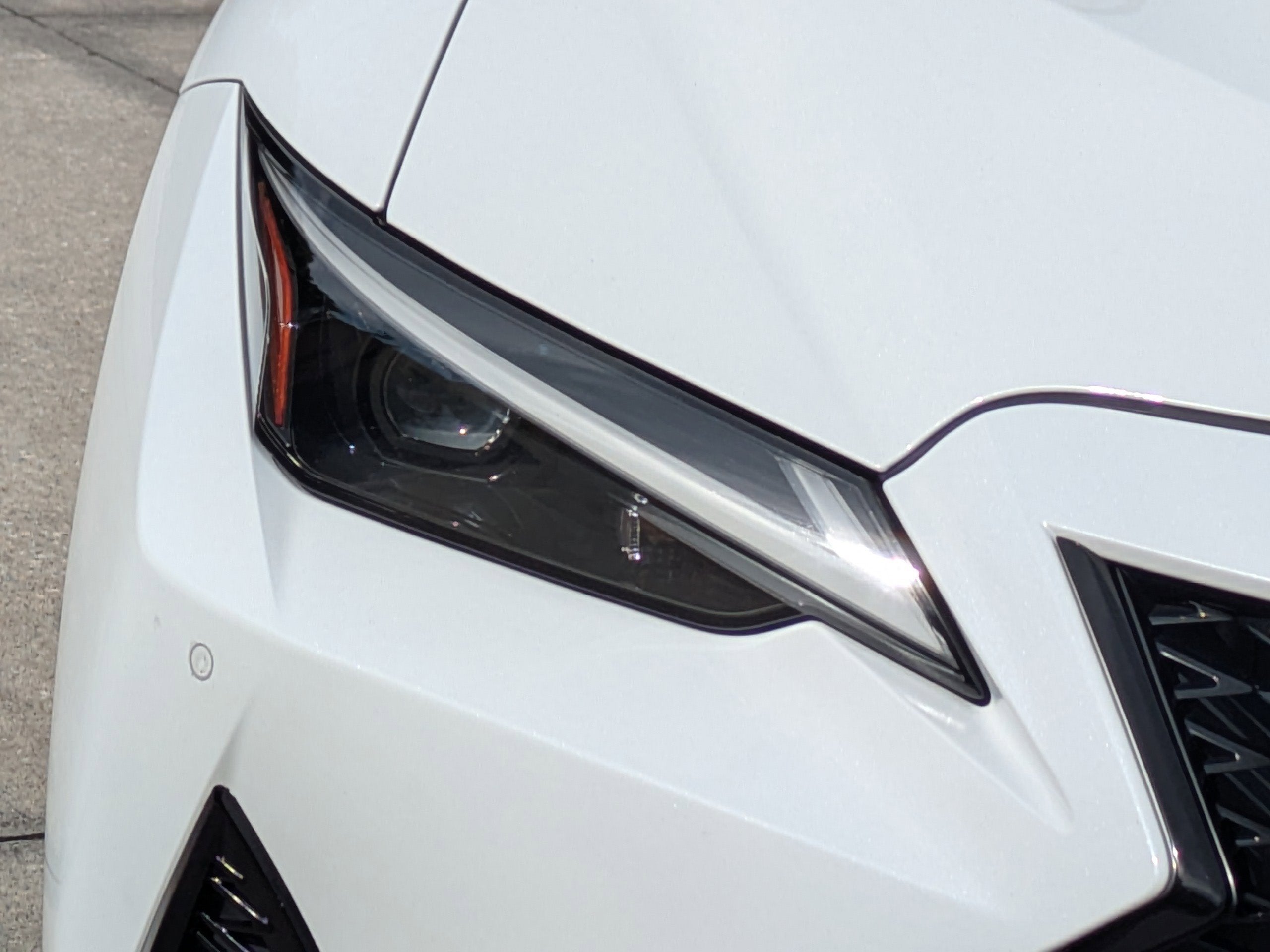 2022 Lexus IS 350 F SPORT - Photo 11