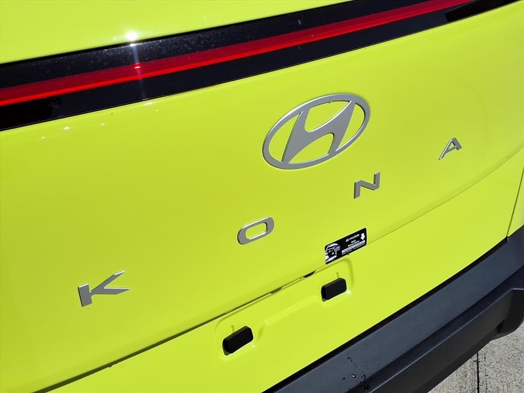 2026 Hyundai KONA SE