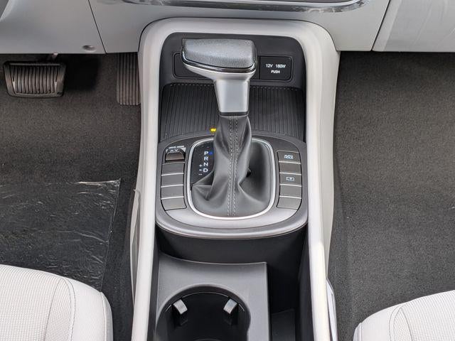 2027 Hyundai KONA SE