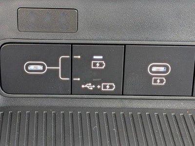 2027 Hyundai KONA SE