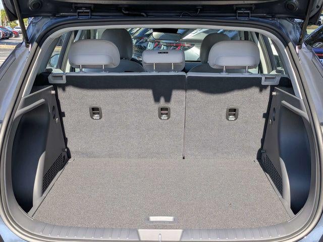 2027 Hyundai KONA SE