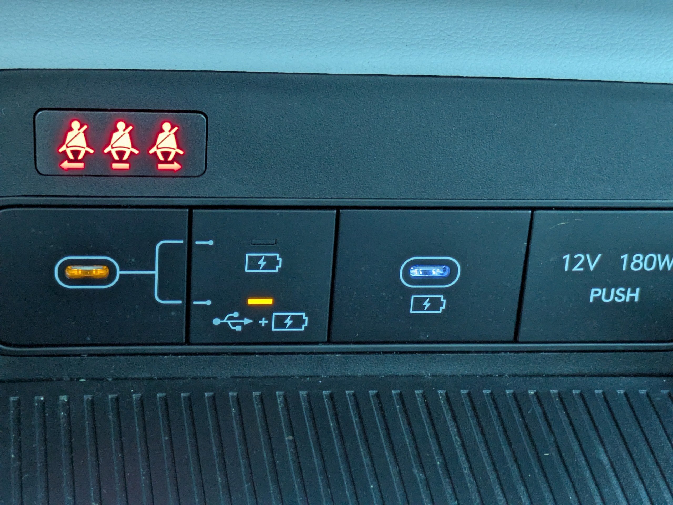 2024 Hyundai Kona SEL - Photo 23