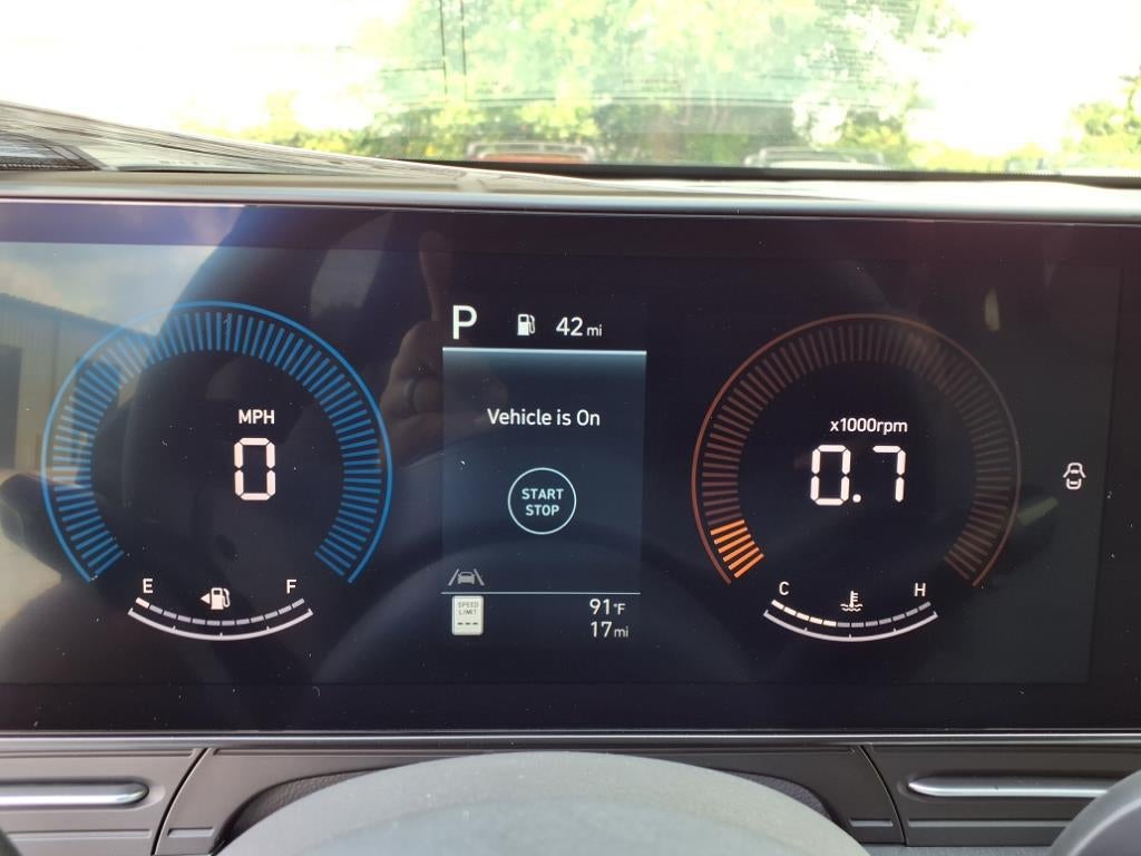 2025 Hyundai KONA SEL