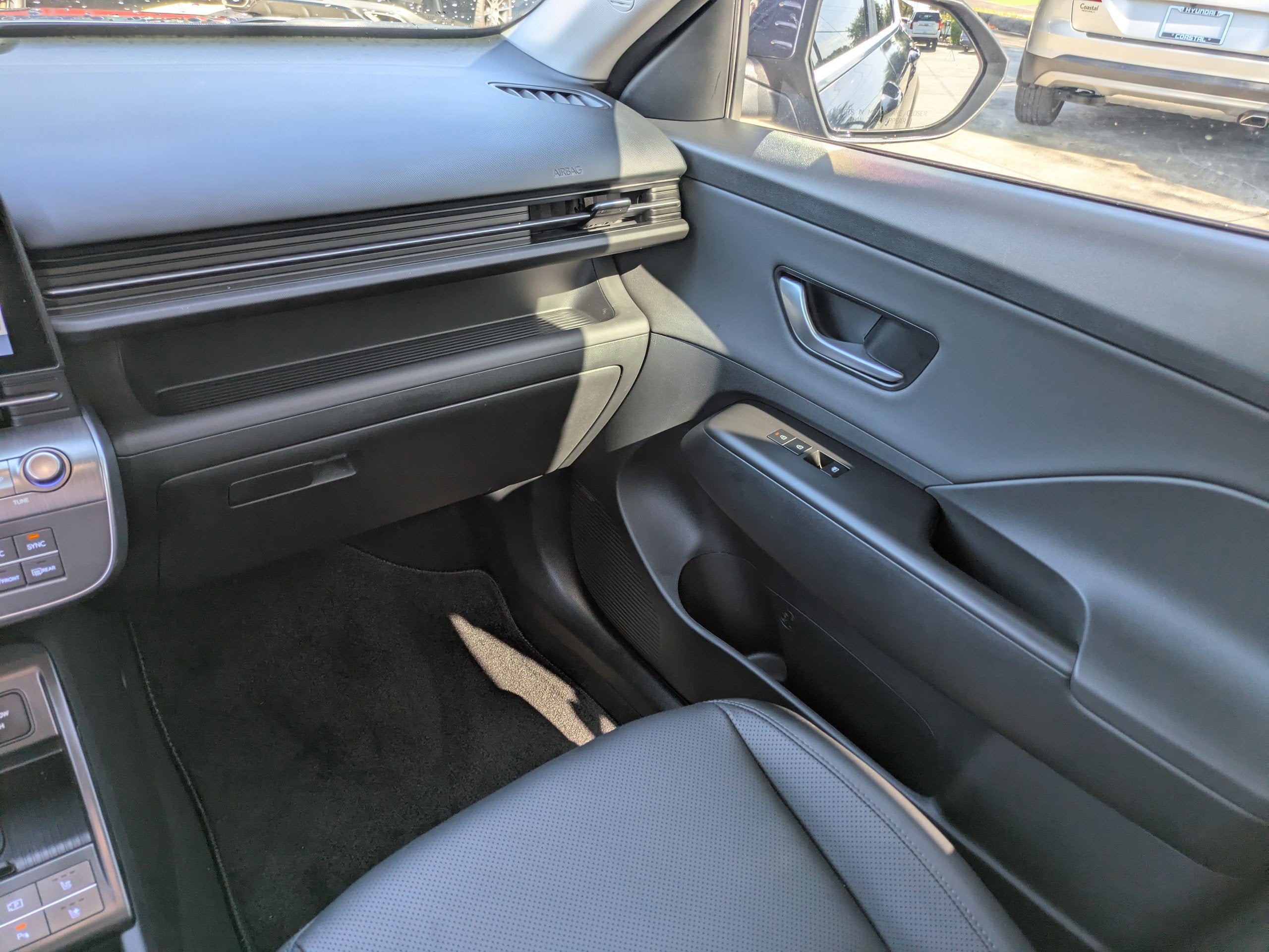 2024 Hyundai Kona Limited - Photo 19