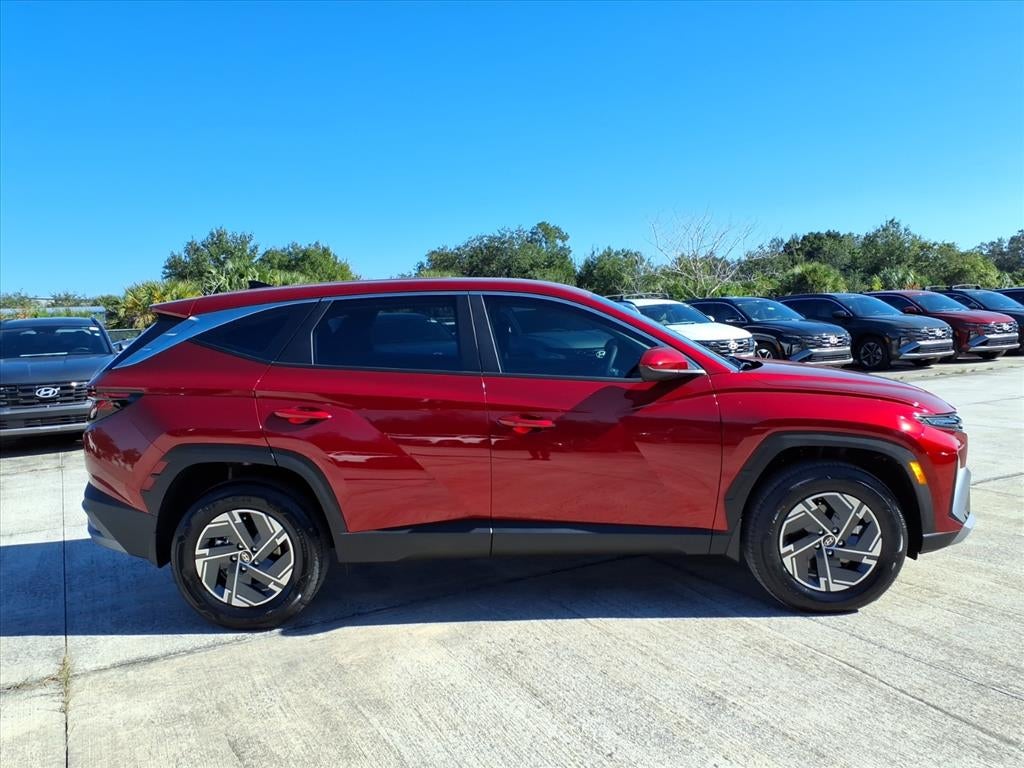 2026 Hyundai TUCSON HYBRID Blue SE