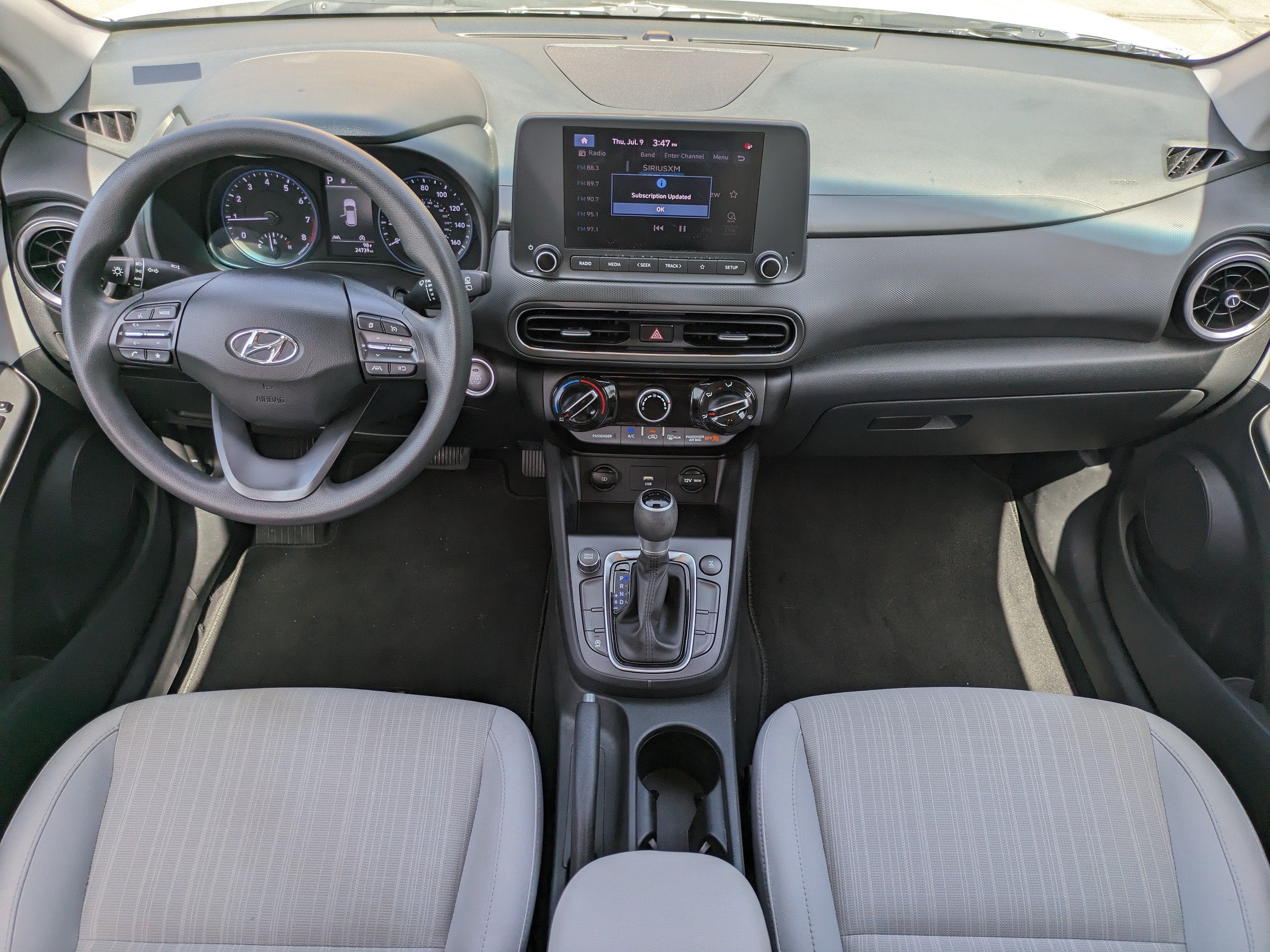 2023 Hyundai KONA SEL