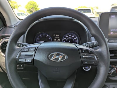 2023 Hyundai KONA SEL