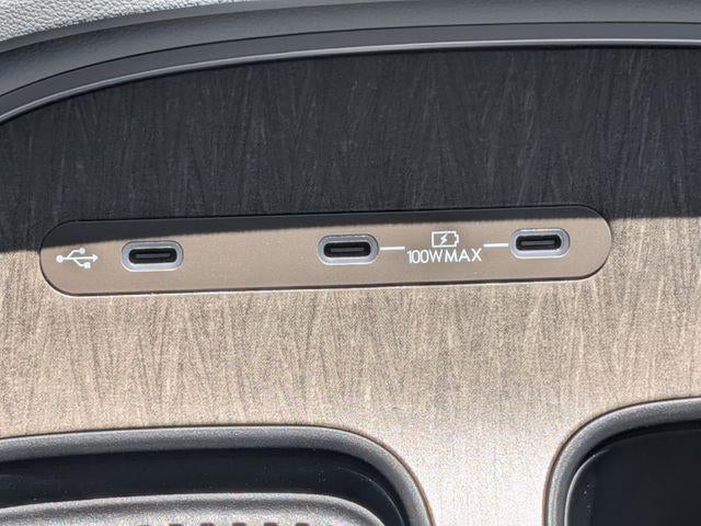 2026 Hyundai PALISADE SE