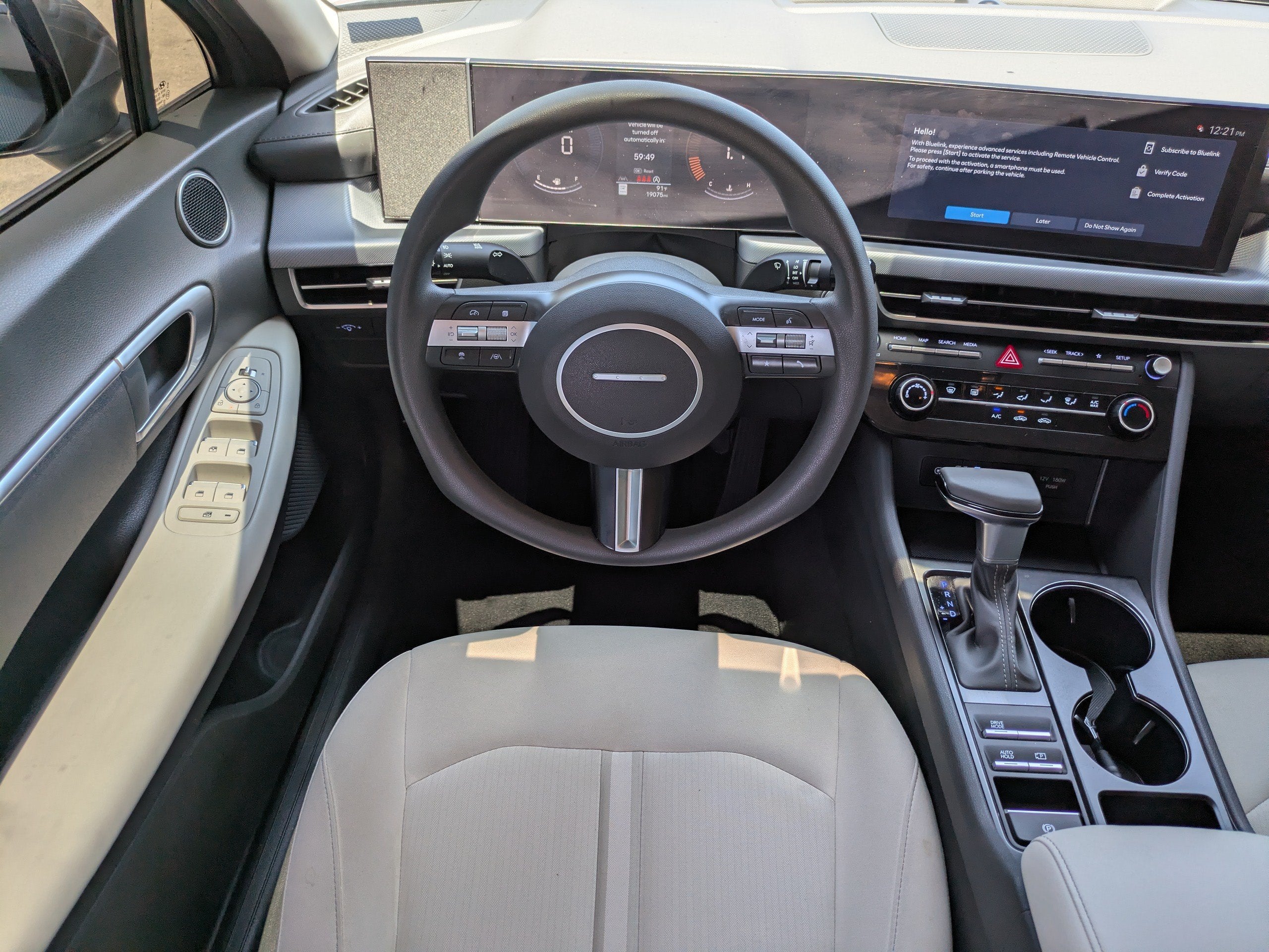 2025 Hyundai SONATA SE